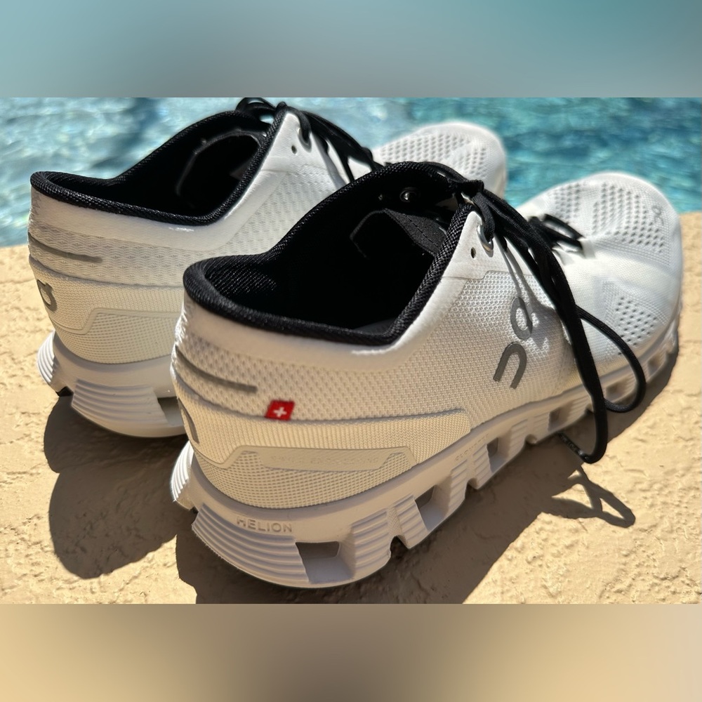 On Cloud / On Running X White Reflective Running Shoes Women’s Size 9.5 in VGC - Picture 4 of 15